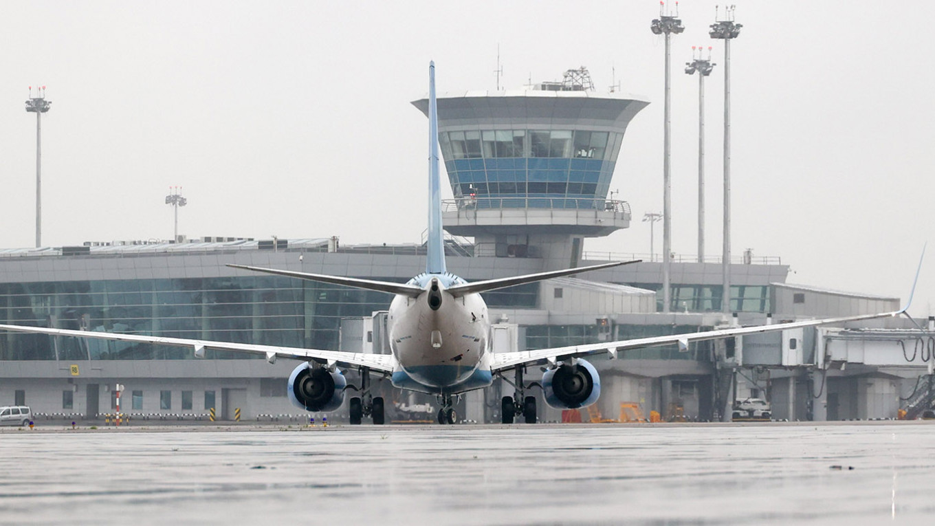 Sheremetyevo Airport Implements Fee Hike for Airlines in 2026 Amidst Growing Passenger Traffic