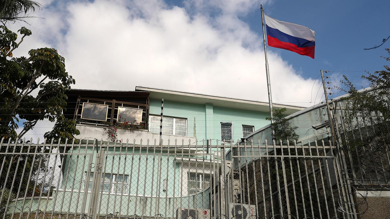 Russia Dismisses Claims of Embassy Staff Evacuations Amid U.S. Pressure on Venezuela