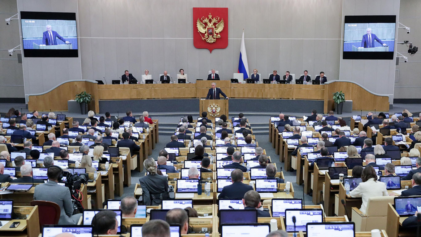 State Duma Aides Dismissed Over Scandal of Selling Access to Parliamentary Roundtables