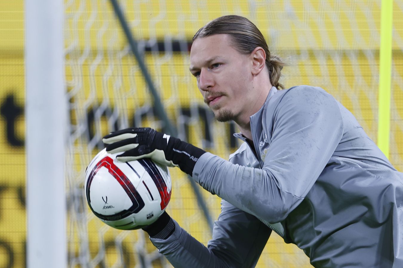 Men Plead Not Guilty to Violent Robbery at Heathrow as Over 20 Victims Treated for CS Spray Exposure