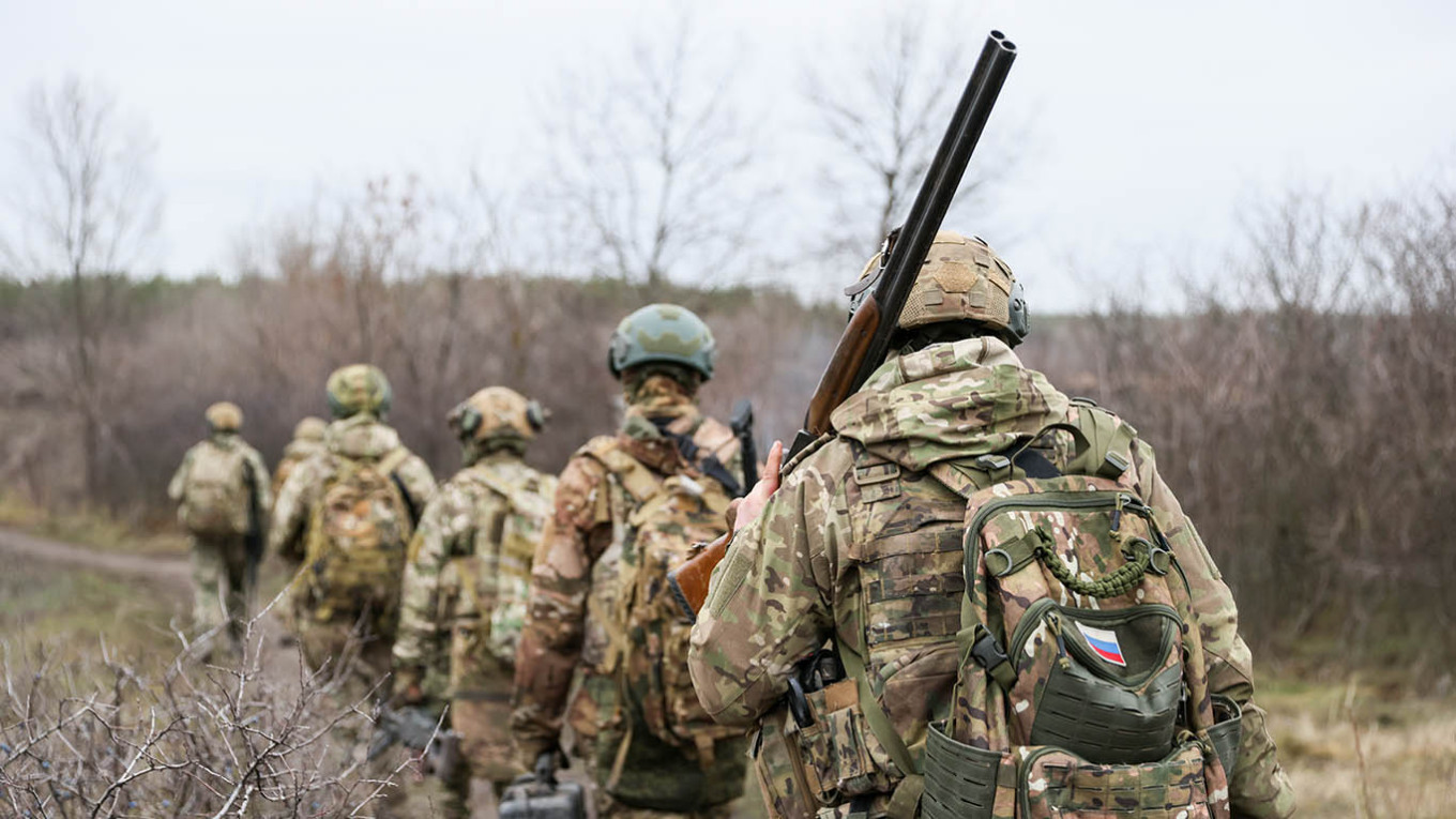 Adapting to Attrition: Russias War Tactics and the Stalemate in 2025