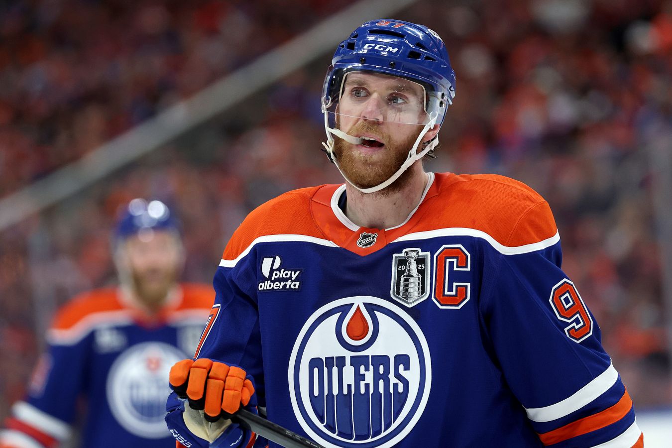 McDavid Achieves Historic 20-Game Point Streak in NHL Career
