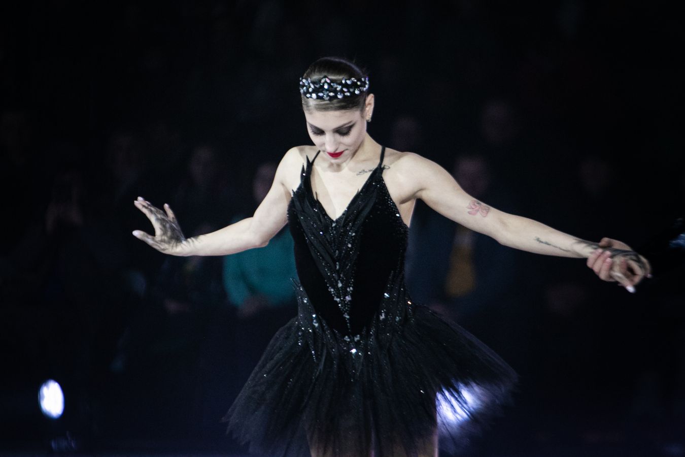 Alyona Kostornaia Shares Rare Quad Toss Training Video in Pair Skating