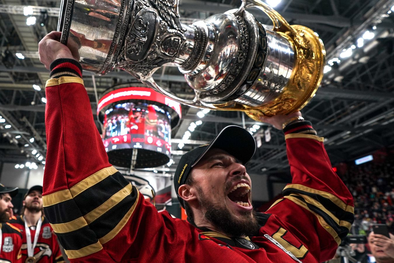 World Champion Alexei Emelin Joins Coaching Staff of Lada Hockey Club