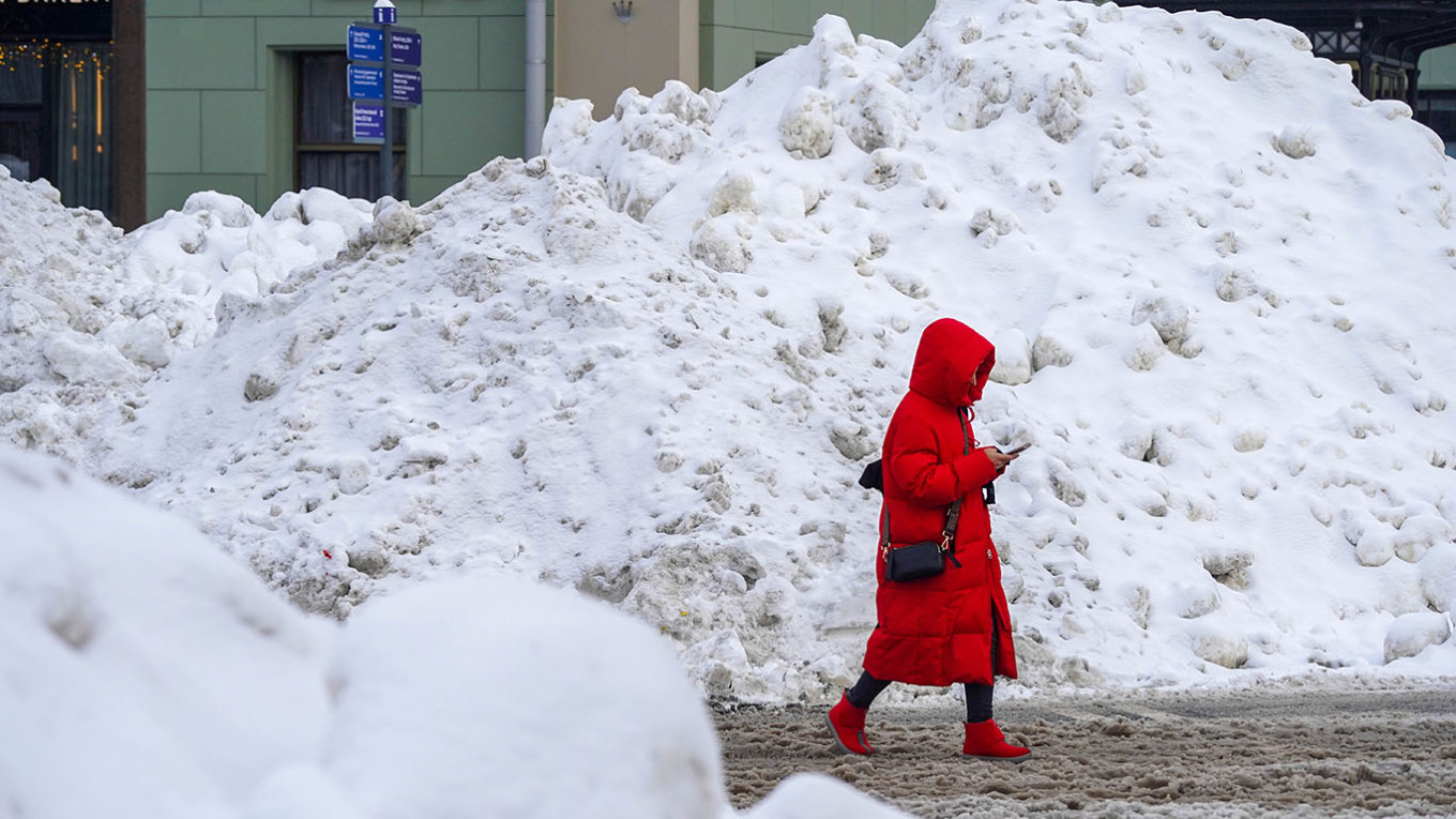 Roskomnadzor Rejects Allegations of Throttling Telegram Amid Content Regulation Contentions