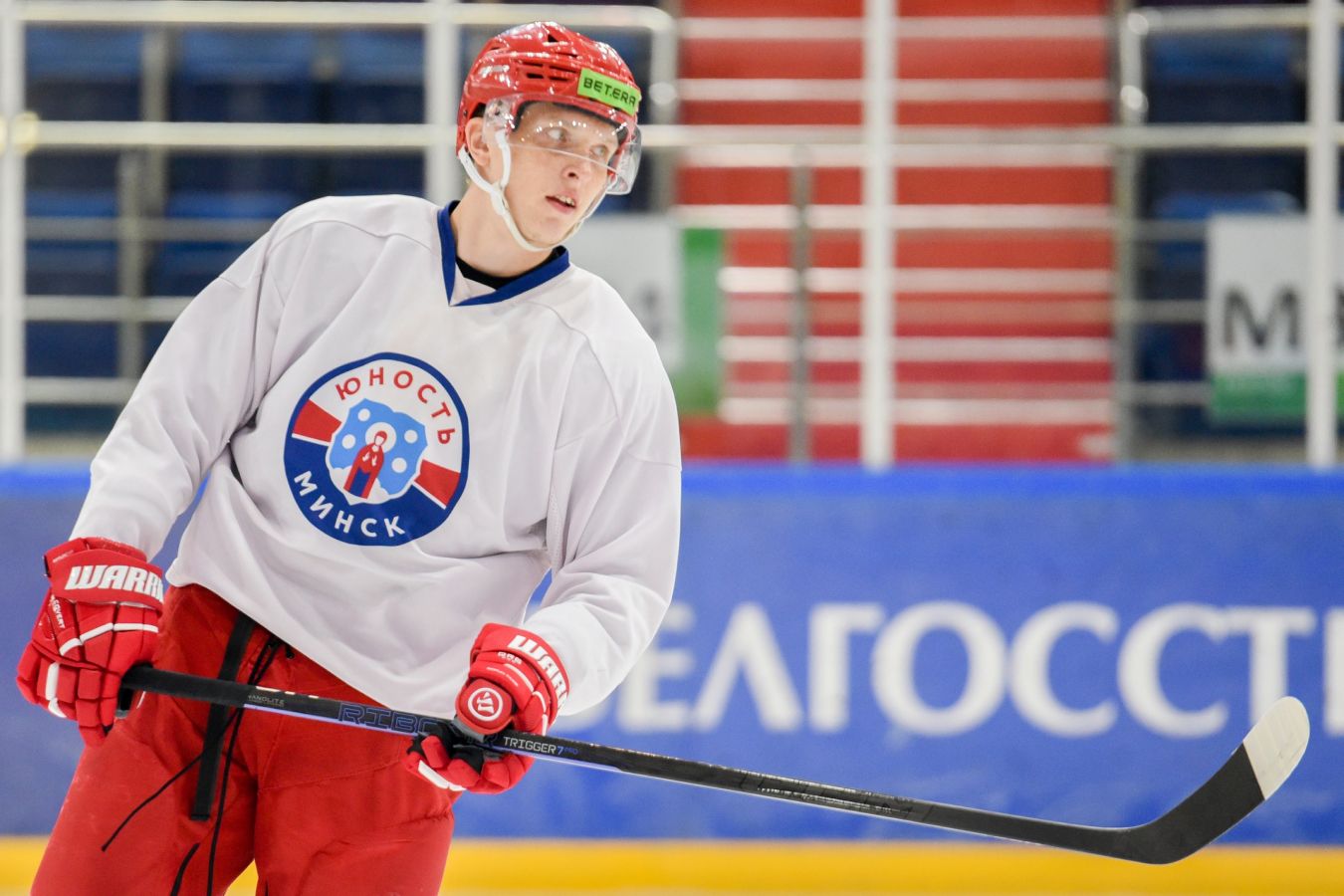 Dynamo Minsk Secures Defender Pavel Voronov with Season-Long Contract as Team Eyes Playoff Push