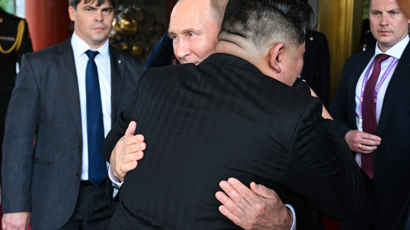 Kim Jong Un Highlights the Blood Bonds of War in New Year Greeting to Putin