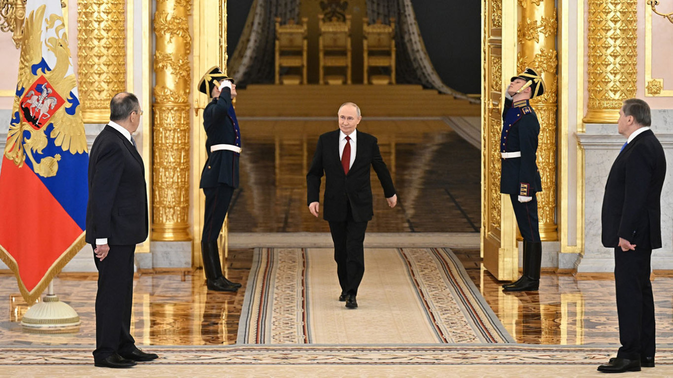 Putins Silence Speaks Volumes as Allies Face Crisis