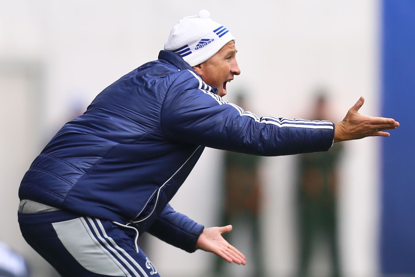 Romanian Football Federation Responds to Dan Petrescus Cancer Diagnosis